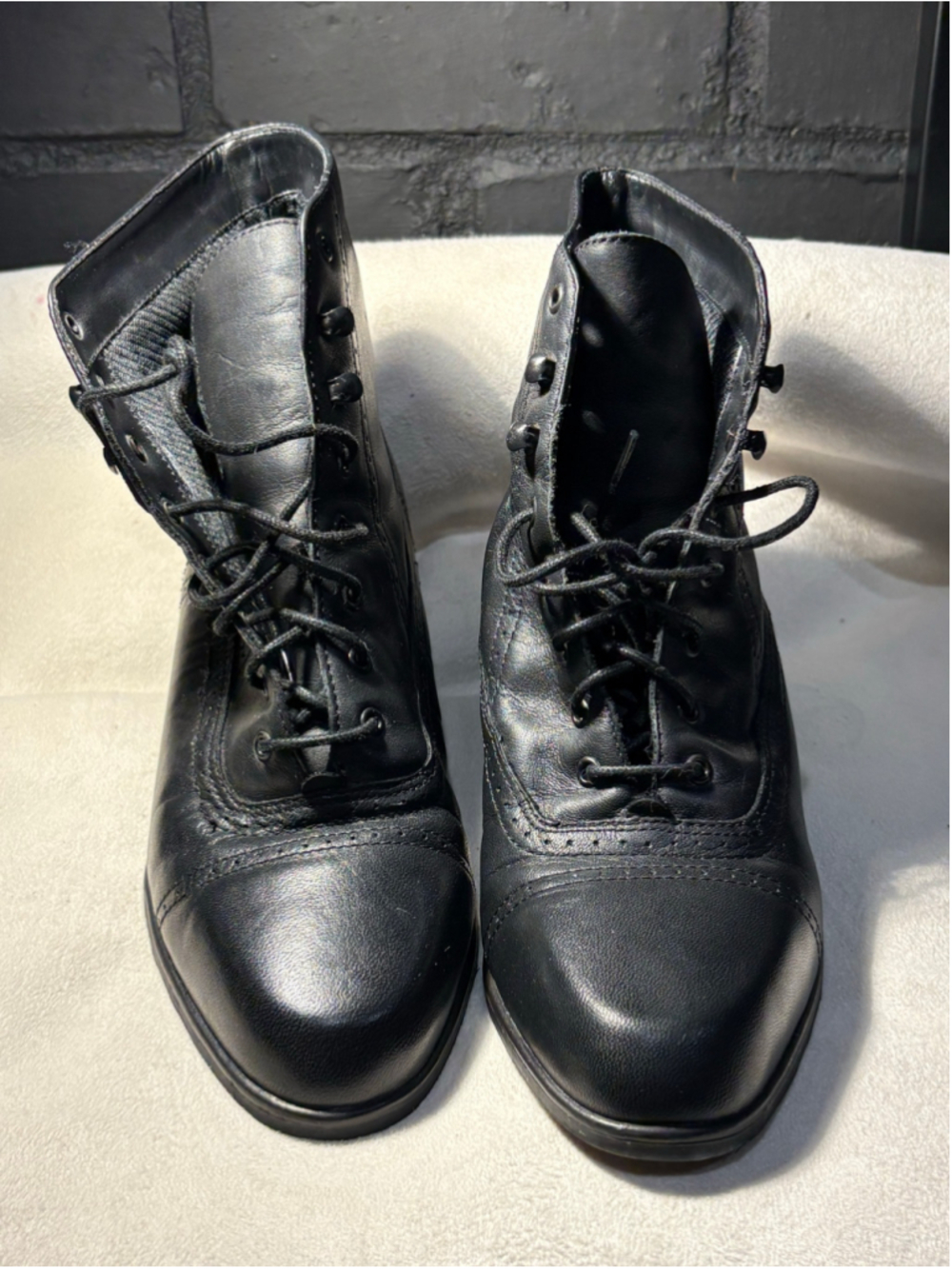 Women's westies Lace Up Boots Black Size 8.5